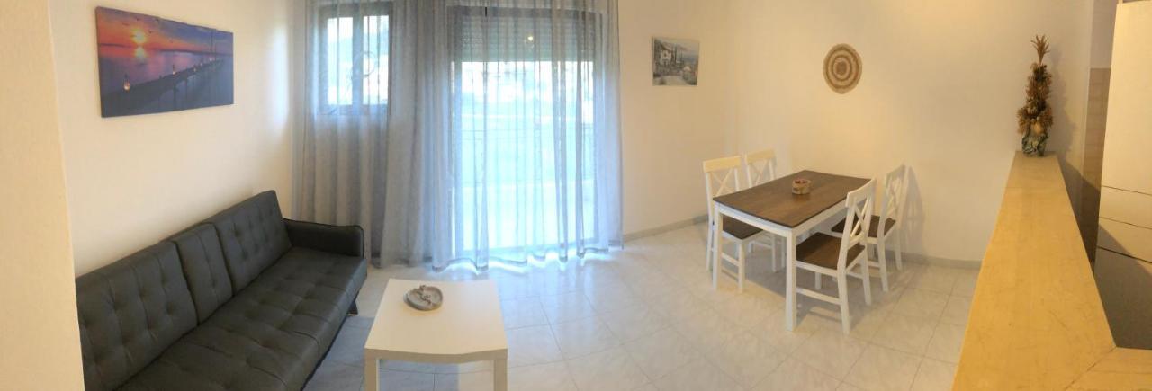 Artemis And Fillo Apartment Loutra Edipsou  Exterior photo